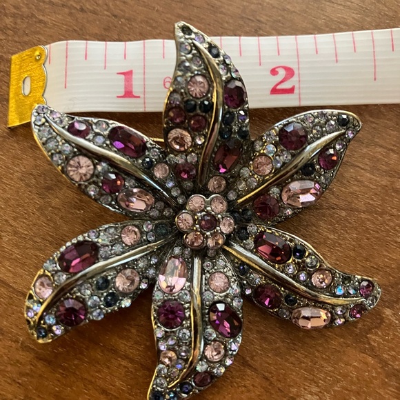 Carolee VINTAGE Swarovski Crystal Flower Brooch | Red & Pink Crystal Silver Tone - Picture 2 of 4